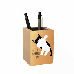 Pawsome Penholder