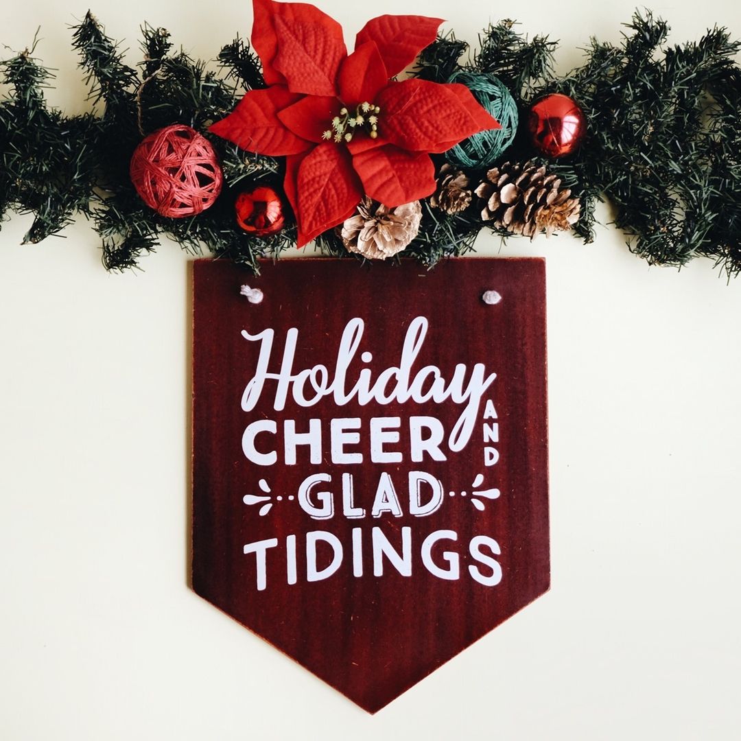 Holiday Cheer Hanging Banner