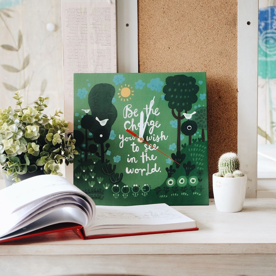 Affirmation Clock: Be the Change