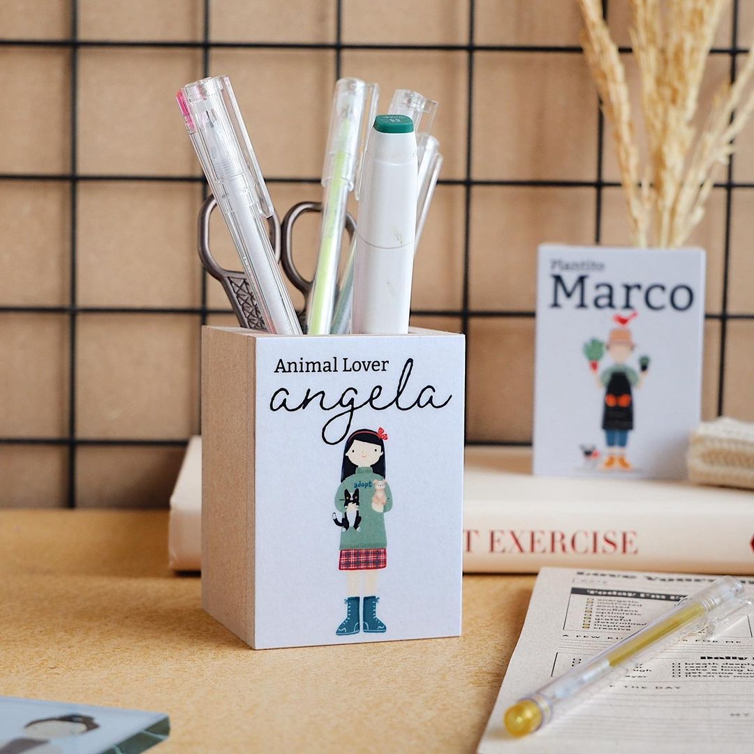 Characters Personalized Penholder